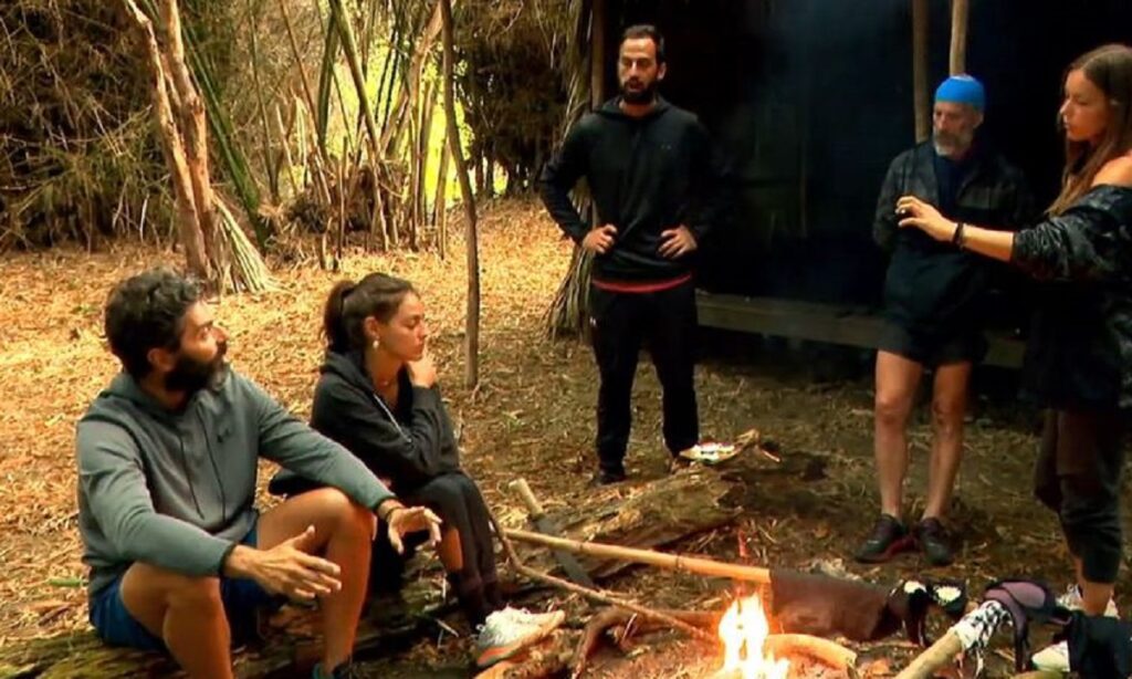 Survivor 21/3: Ο παίκτης των Μπλε τα... γυρνάει και οι συμπαίκτες του έχουν απηυδήσει