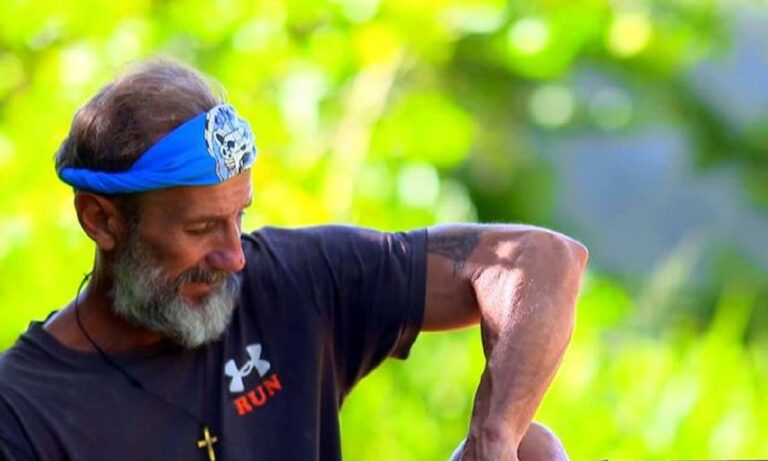 Survivor 2/5: Σε έξαλλη κατάσταση ο Τάκης Καραγκούνιας που τα έβαλε ξανά με τον Σπύρο Μαρτίκα