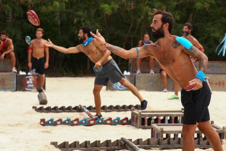 Το Survivor έχει αλλάξει γραμμή πλεύσης και πλέον ο καθένας σώζει τον... εαυτό του στο ριάλιτι επιβίωσης. Ο Ατζούν προσπαθεί να εφευρίσκει