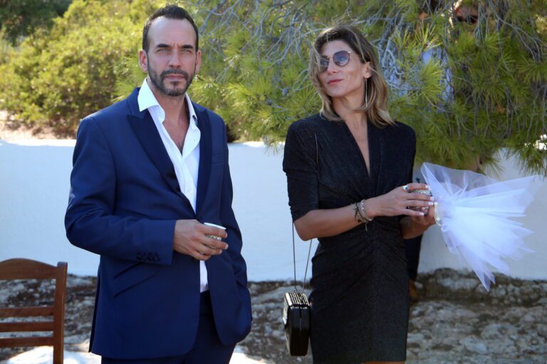 Πάνος Μουζουράκης: Στην Ελλάδα για χάρη του η Τζίνα!