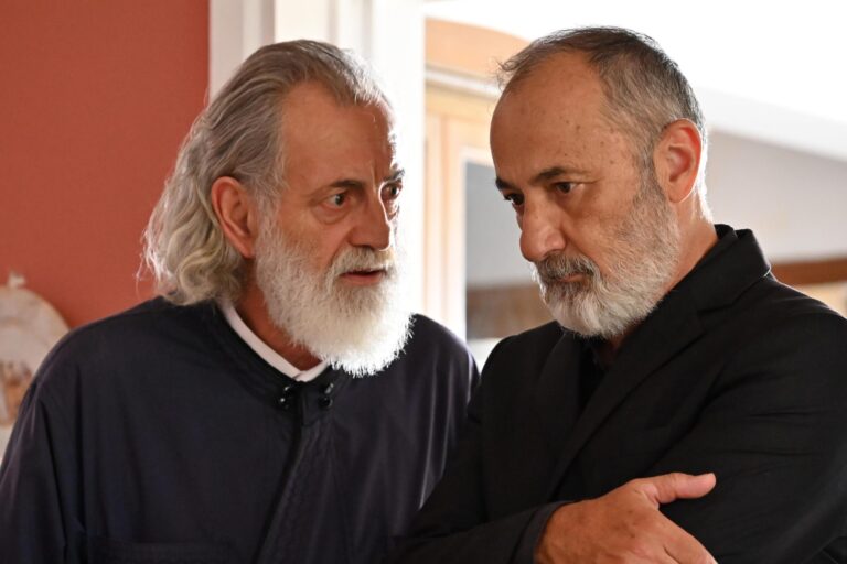 Σασμός: Το μυστικό του παπα Μιχάλη που καίει τον Παύλο Βρουλάκη
