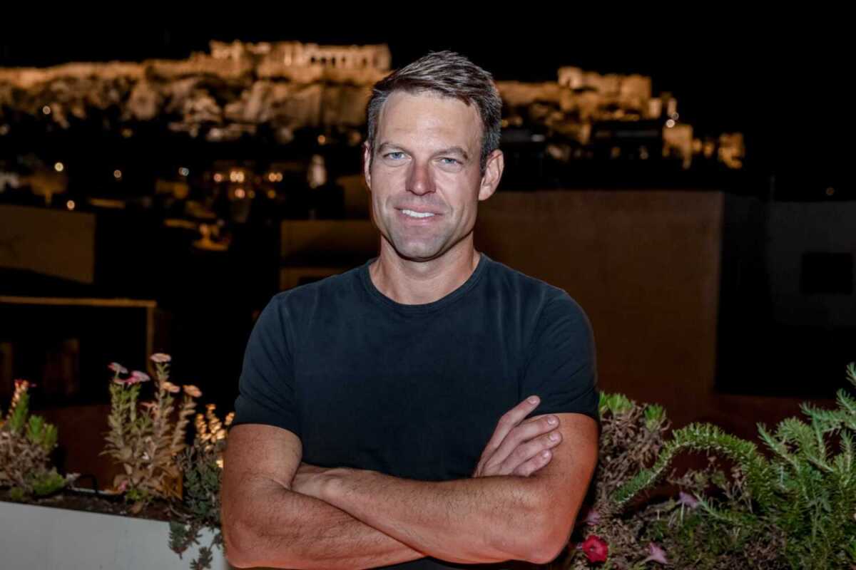 Ο Στέφανος Κασσελάκης αποτελεί ένα από τα πιο πολυσυζητημένα πρόσωπα εδώ και κάποιο καιρό. Πολλοί είναι αυτοί που τον αποθεώνουν,
