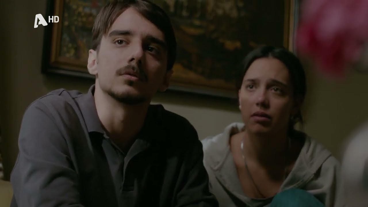 Τυφλωμένος από θυμό, ο Αστέρης στη σειρά Σασμός, λέει στην Αργυρώ πως δεν θέλει να έχει καμία σχέση ούτε με τον Μαθιό