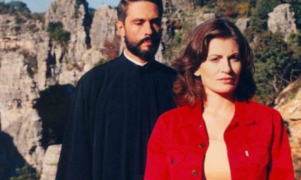 O Δημήτρης Γκοτσόπουλος έκλεισε συμφωνία και θα πρωταγωνιστήσει στη σειρά «Άγιος έρωτας» ως πατήρ Νικόλαος.