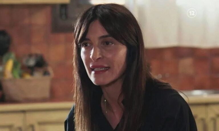 Η Ιουλία χάνει το δικαστήριο στα επόμενα επεισόδια της γης της ελιάς.