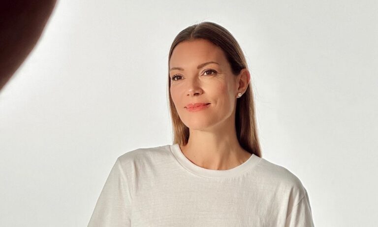 Αποκαλυπτική η Βίκυ Καγιά μίλησε για θέματα που δε μας έχει συνηθίσει.