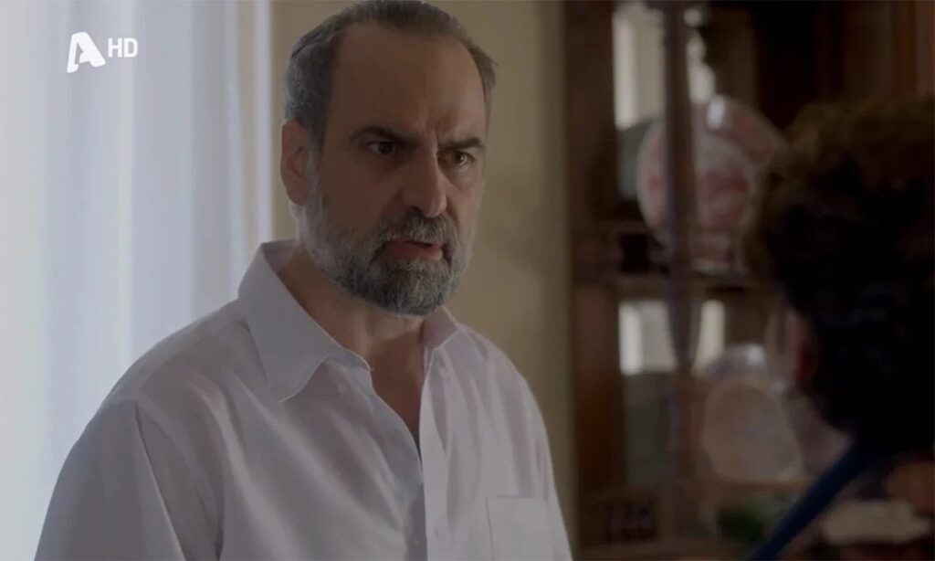 Άγιος έρωτας: Ο Παύλος δολοφόνησε τον πατέρα του