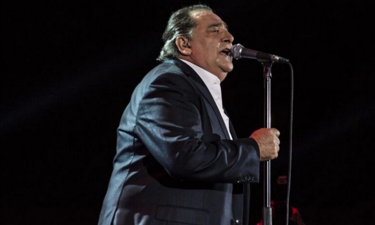 Ράγισαν οι πέτρες με αυτό που έγινε πάνω στον τάφο του Βασίλη Καρρά