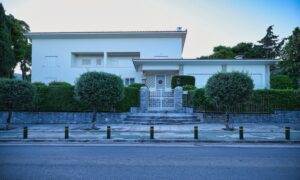 Η ξεχασμένη βίλα της Φίνος Φιλμ στην Κηφισιά: Εκεί όπου η Αλίκη Βουγιουκλάκη κατέκτησε την αιωνιότητα