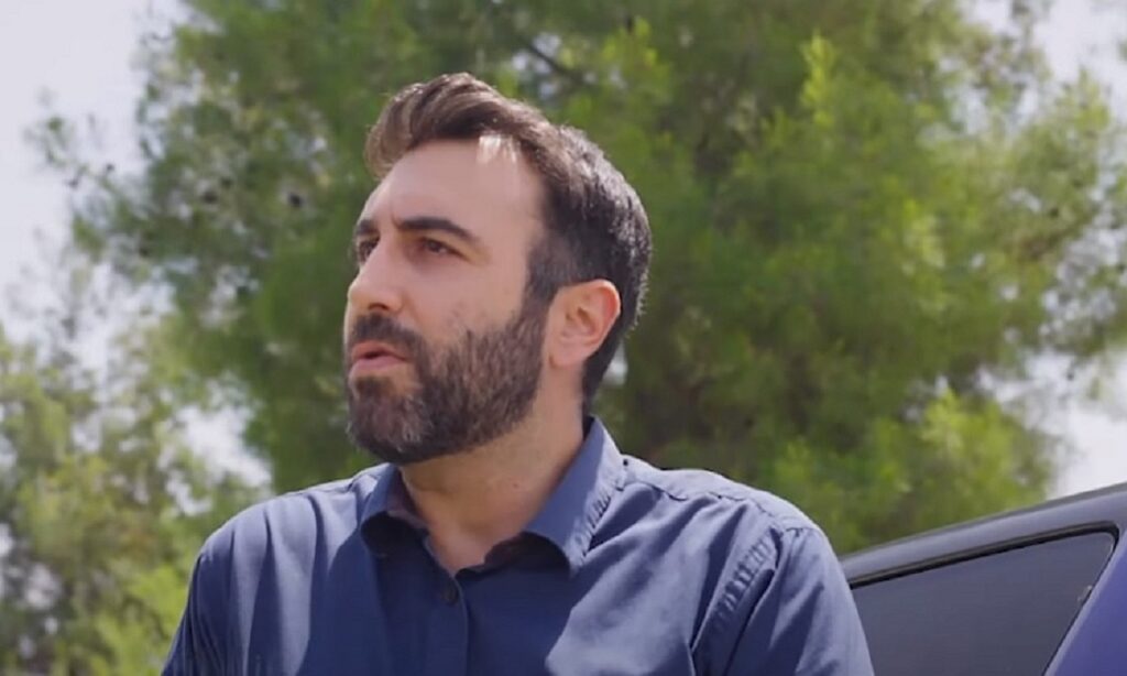 Η γη της ελιάς: Επεισοδιακή γνωριμία Φρύνης - Πότη - Αυτοί μπλέκουν σε φόνο, όπως θα παρακολουθήσουμε στην πετυχημένη σειρά του Mega TV.