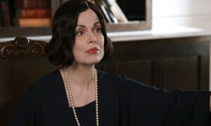 Grand Hotel: Η Κυβέλη κάνει τα πάντα για να χάσει το παιδί της η Αλίκη!