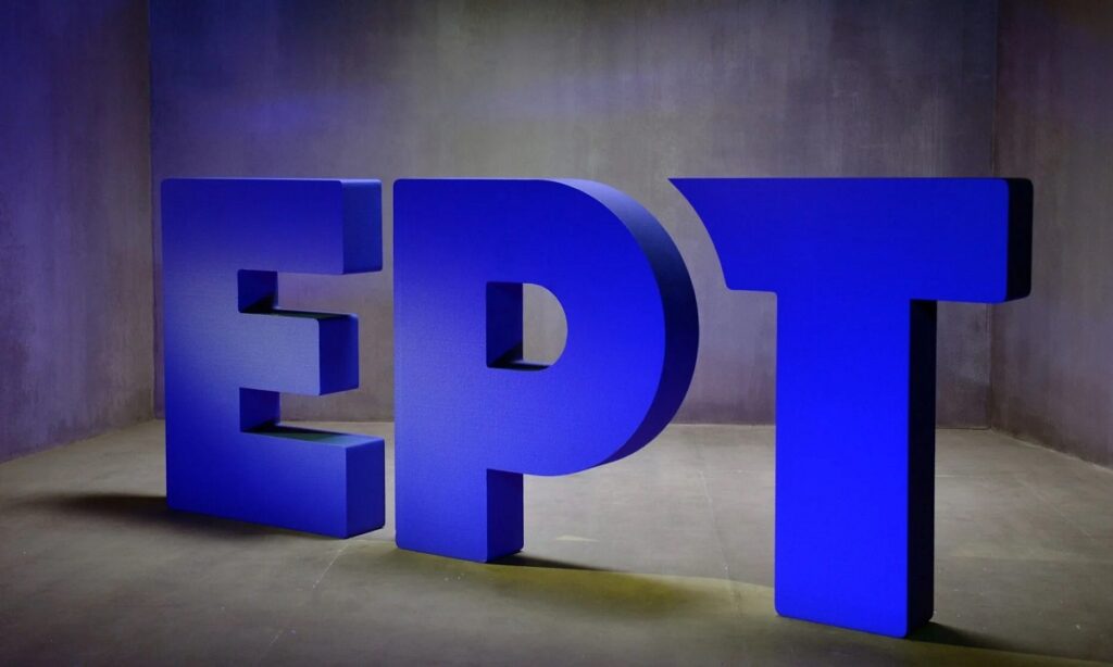 ΕΡΤ: Όλες οι σειρές που έρχονται για τη σεζόν 2025 - 2026. Ηλέκτρα, Το απαραίτητο φως, Το δίχτυ 2, Αύριο, Καλά θα πάει κι αυτό, Παιδί.