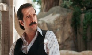 Grand Hotel: Ο Νώντας ζητά από τον Χαραλάμπη να γίνει η σκιά του Ρήγα