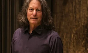 O κορυφαίος σαξοφωνίστας και συνθέτης David Lynch μιλάει στο Όγδοο