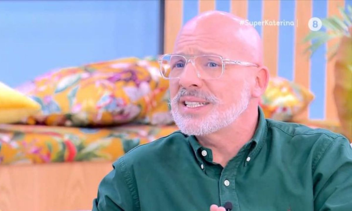 Το Star επενδύει στον Νίκο Μουτσινά και δυναμώνει την prime time με νέα projects. Το πλάνο απέναντι στον ανταγωνισμό.